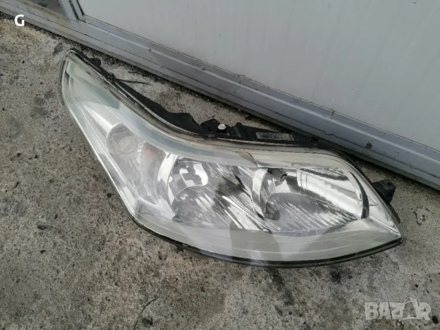 Десен Фар Citroen C4 , снимка 2 - Части - 49850619