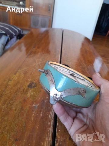 Стар настолен часовник будилник Янтар,Jantar #6, снимка 5 - Антикварни и старинни предмети - 52805427