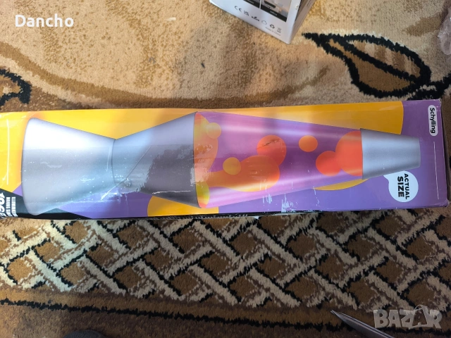 Лава лампа , снимка 3 - Настолни лампи - 53563222