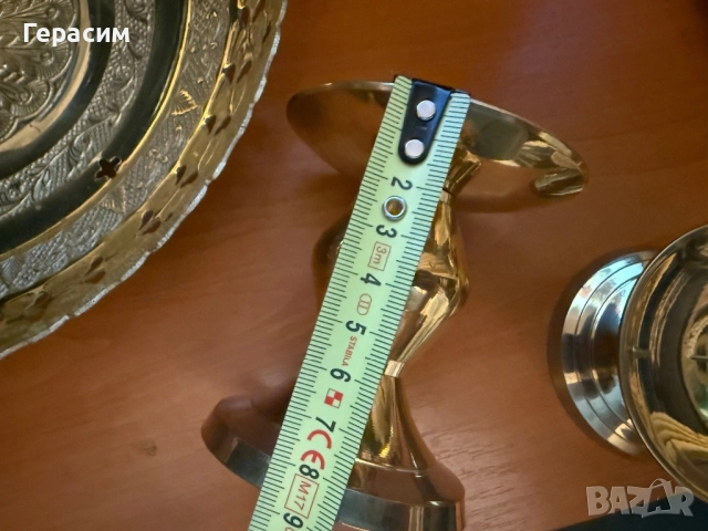 Бронзови чинии и фруктиера , бронзови свещници , купичка и пепелник, снимка 8 - Антикварни и старинни предмети - 51948262