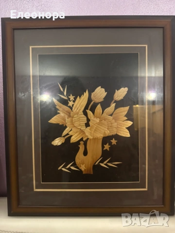 картина направена от дървени елементи