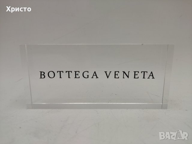 Bottega Veneta рекламна табела 