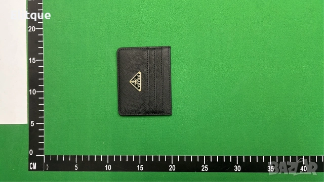 визитник prada, снимка 2 - Портфейли, портмонета - 52717657