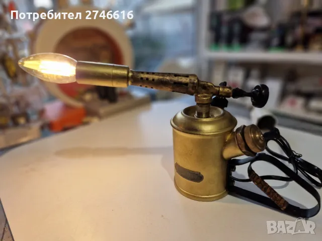Настолна лампа - уникат!, снимка 2 - Антикварни и старинни предмети - 49794553