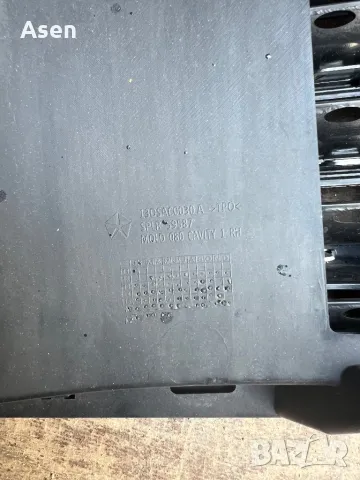 Dodge Ram 1500 решетка, снимка 4 - Части - 47555455