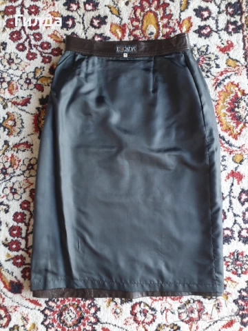 Escada пола естествена кожа, снимка 11 - Поли - 51612934