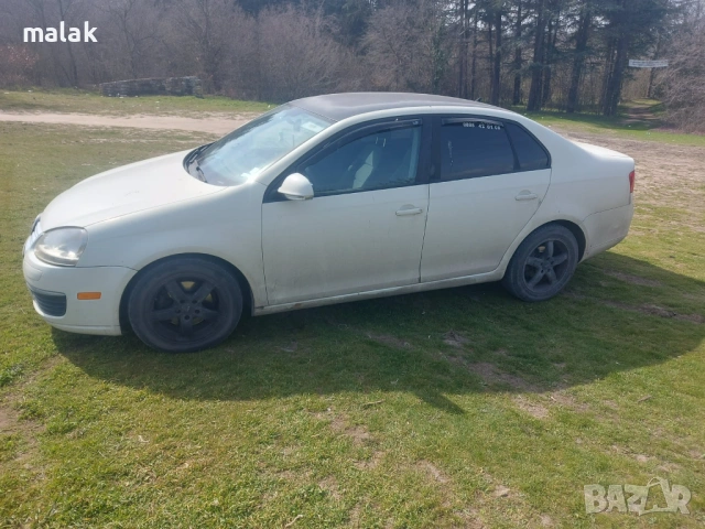 Джета 2,5 бензин с газ, снимка 6 - Автомобили и джипове - 53873772