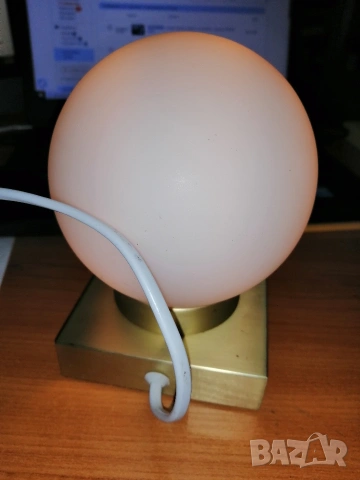 Нощна лампа със сензор, снимка 5 - Настолни лампи - 53198933