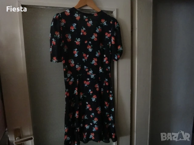 Нова черна флорална мини рокля Zara, размер XS, снимка 13 - Рокли - 51149855