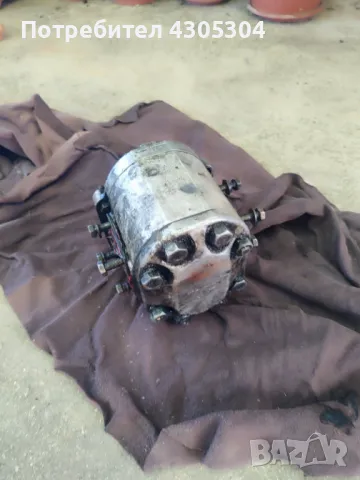 Маслена помпа , снимка 2 - Други машини и части - 48037739