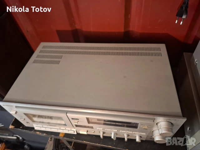 Продава се триглав дек Hitachi D-3300M. , снимка 3 - Декове - 52641449