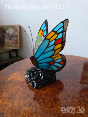 Нощна лампа Тифани ,Пеперуда’, снимка 2 - Настолни лампи - 53711994