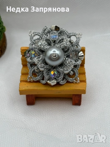 Брошка Ръчно изплетена Уникален акцент за всеки стил Различни цветове по поръчка , снимка 12 - Други - 52713472