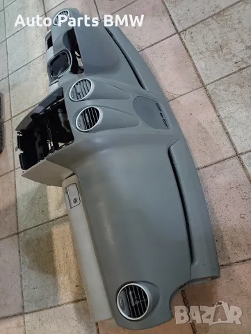 Арматурно табло Mercedes ML W164 Табло Мерцедес МЛ W164 Оборудвано с жабка, духалки парно и Airbag, снимка 3 - Части - 56217928