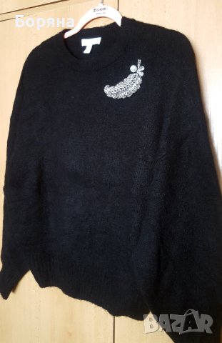 НАМАЛЕН - H&M нов черен пуловер с брошка, снимка 6 - Блузи с дълъг ръкав и пуловери - 40567352