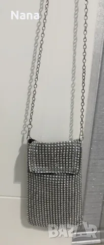 чантичка за телефон. 10€