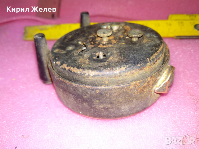 SLAVA MADE in USSR Стар КОЛЕКЦИОНЕРСКИ РУСКИ БУДИЛНИК МЕХАНИЧЕН НАСТОЛЕН ЧАСОВНИК СЛАВА СССР 43040, снимка 6 - Антикварни и старинни предмети - 44548994