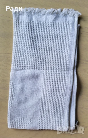 Продавам 4 хавлии размери 70х40 см и 5 от 70х35 см до 60х35 см вафлени, снимка 3 - Хавлиени кърпи - 51394301