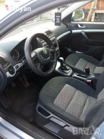 Продавам Шкода Октавия, снимка 4 - Автомобили и джипове - 52664786