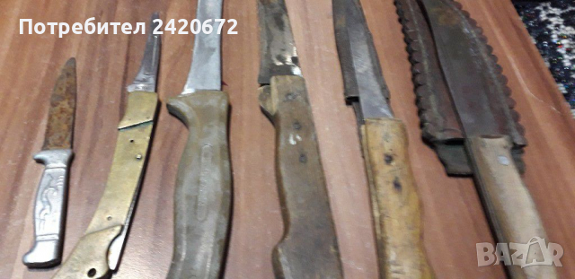 Стари  ковани  ножове, снимка 1 - Други ценни предмети - 36194017