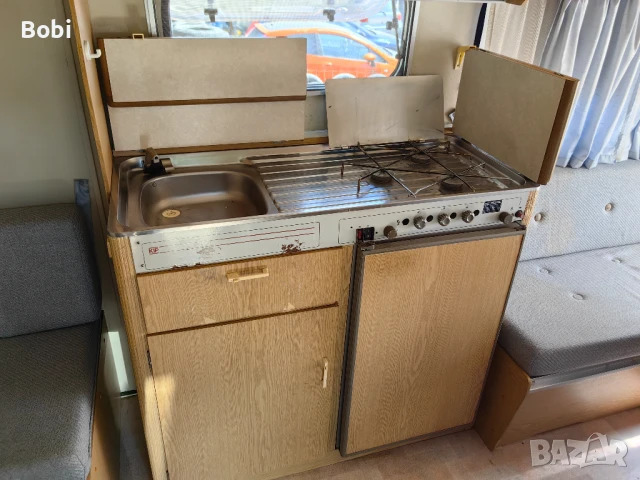 Kip DE LUXE KL35 Малка Каравана 3 Спални места, снимка 14 - Каравани и кемпери - 50771820