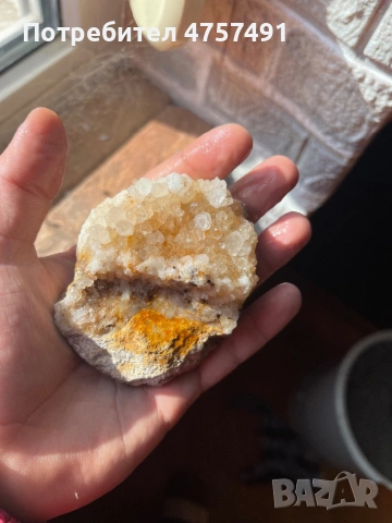 Друза Кварц с матрица и лимонит , снимка 3 - Колекции - 53742160