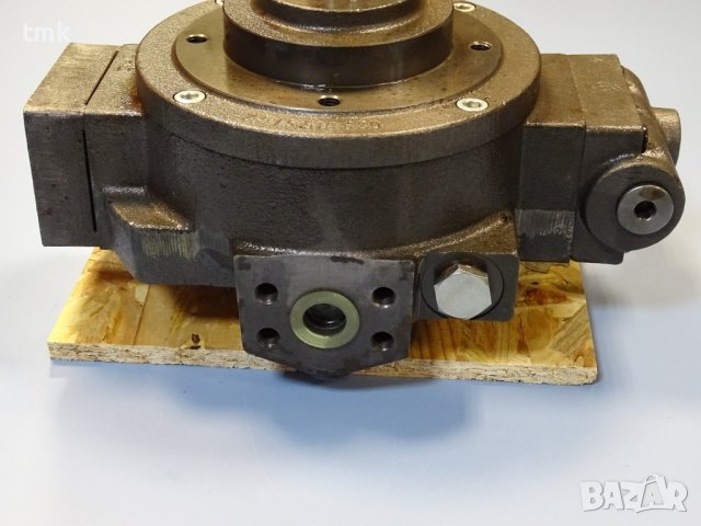 Радиално-бутална хидравлича помпа BOSCH 0 514 300 001 radial piston pump, снимка 7 - Резервни части за машини - 39229978