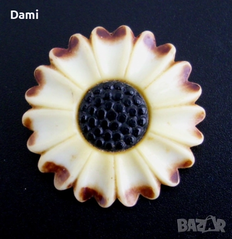 Старинни копчета бакелит, снимка 3 - Антикварни и старинни предмети - 52869787