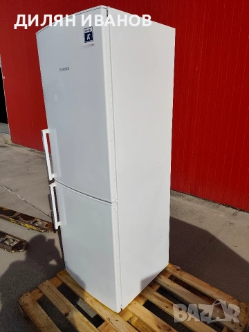 Хладилник с фризер Bosch , снимка 3 - Хладилници - 53574594