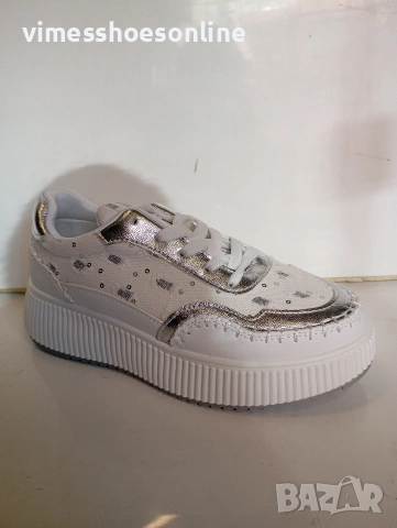 Дамски сникърси