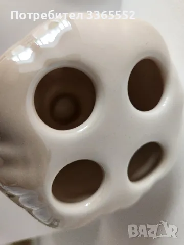 Поставка за четки за зъби , снимка 3 - Органайзери - 47555826