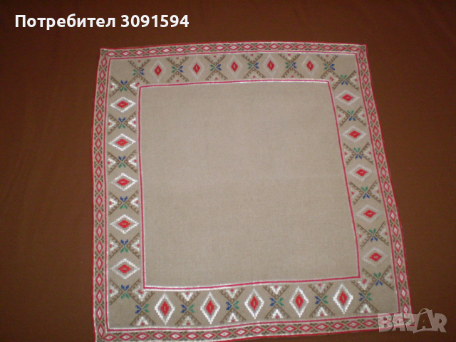 Стара ръчно бродирана ленена покривка каре бродерия копринени и памучни конци