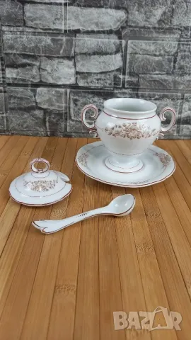 Стар порцеланов сервиз Hutschenreuther, снимка 12 - Сервизи - 50168443