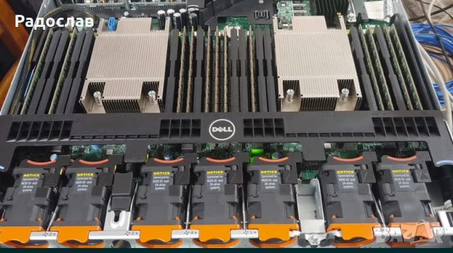 Dell PowerEdge R630 2x Xeon E5-2660v3 512 GB DDR4, снимка 3 - Работни компютри - 51367884