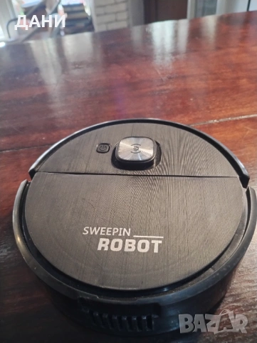 Продава мини робот на батериен , снимка 2 - Прахосмукачки - 53869709