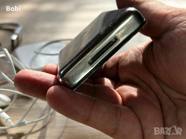 iPod Classic 80GB (5.5 Gen / A1136) + оригинални Apple слушалки, снимка 10 - iPod - 53414055