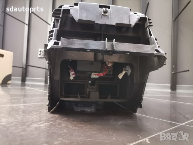 Централна конзола с подлакътни и други компоненти за BMW 8 G14 G15 G16, снимка 12 - Части - 41877367