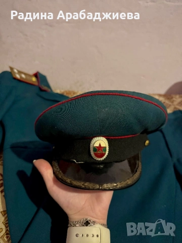 Пълен комплект парадна офицерска униформа БНА - Капитан / Артилерия + Юбилеен медал, снимка 3 - Антикварни и старинни предмети - 53802061