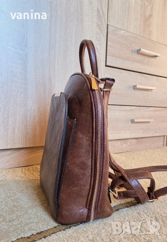 Дамска кафява раница , снимка 2 - Раници - 53835821