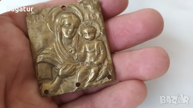 Стара икона,походна,Богородица, снимка 2 - Антикварни и старинни предмети - 48038059