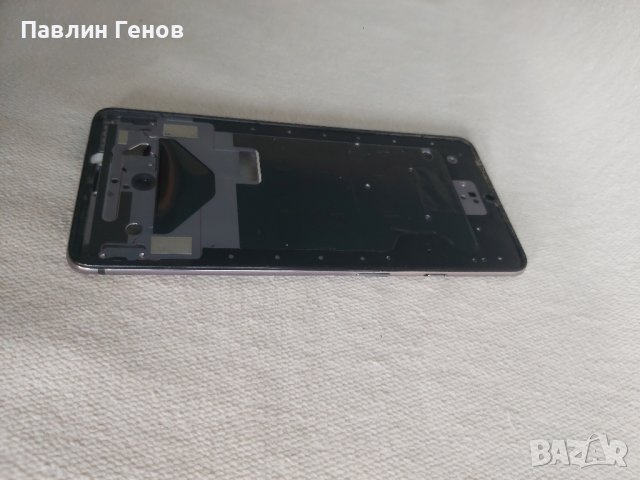 РАМКА OnePlus 7T , снимка 4 - Резервни части за телефони - 42096402