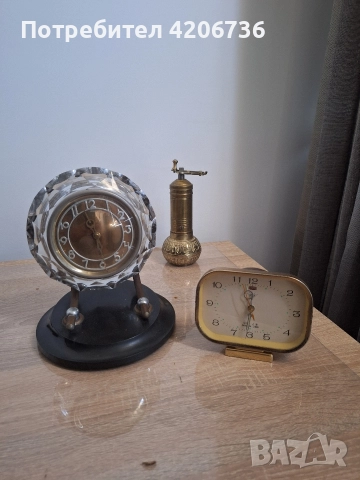 продавам самовар,ш.машина,стари часовници