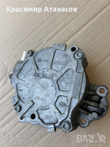 03L145100. Вакуум помпа за Vw Туран 1.6 TDI. 105кс. 2010-2015г. , снимка 2 - Части - 55957302
