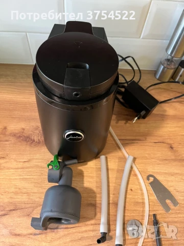 Охладител за мляко Jura Cool Control Wireless, снимка 2 - Кафемашини - 51395573