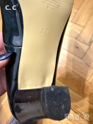 Дамски лачени обувки на ток 37 номер, снимка 5 - Дамски обувки на ток - 52652781