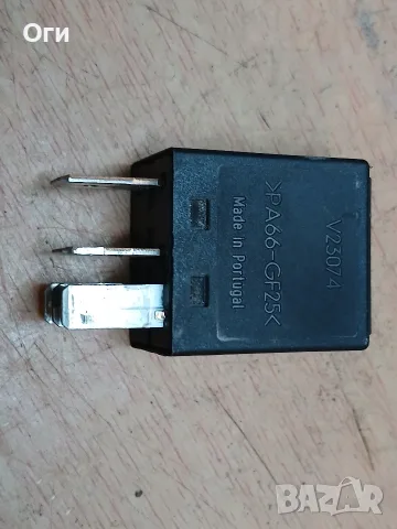 Универсално реле за Фолксваген , Ауди и Сеат 7M0 951 253 C / 95VW 10K705 EA № 404, снимка 2 - Части - 56125590