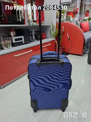 Куфар с колелца и телескопична дръжка , снимка 4 - Куфари - 49123980