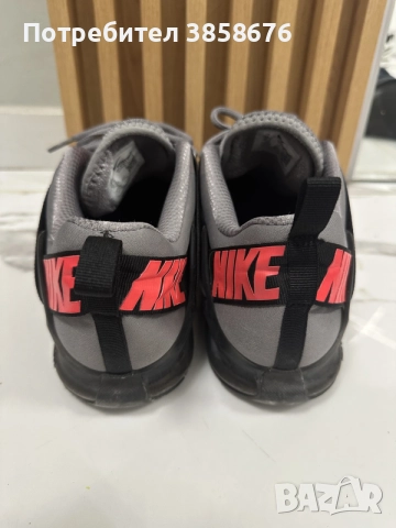 Маратонки Nike 45 номер, снимка 4 - Маратонки - 56408745