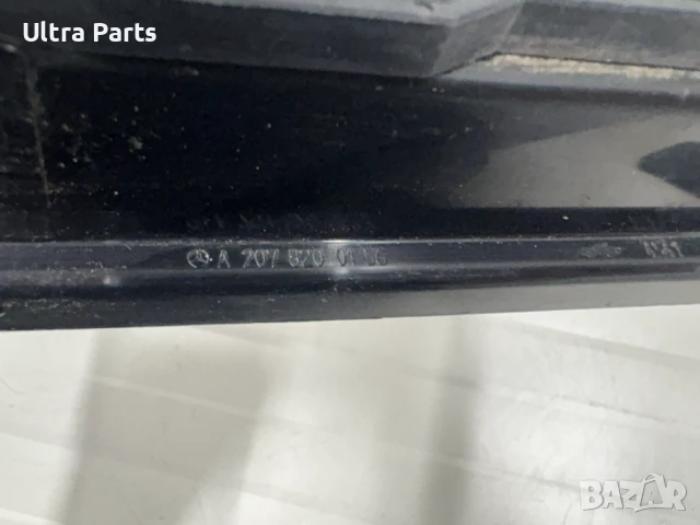 Оригинален трети стоп за Mercedes-Benz E-Class Coupe W207 A207 8200156, снимка 4 - Части - 50467974