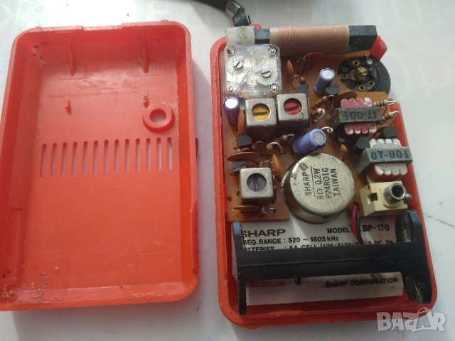 Ретро AM радио SHARP BP-17D, снимка 4 - Радиокасетофони, транзистори - 52865858